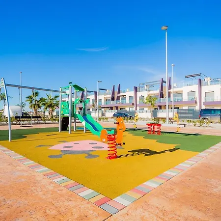 Luxurious 2 Bedroom Apartment Near The Beach Torre de la Horadada Exterior photo