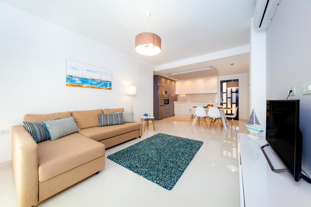 Luxurious 2 Bedroom Near The Apartment Torre de la Horadada